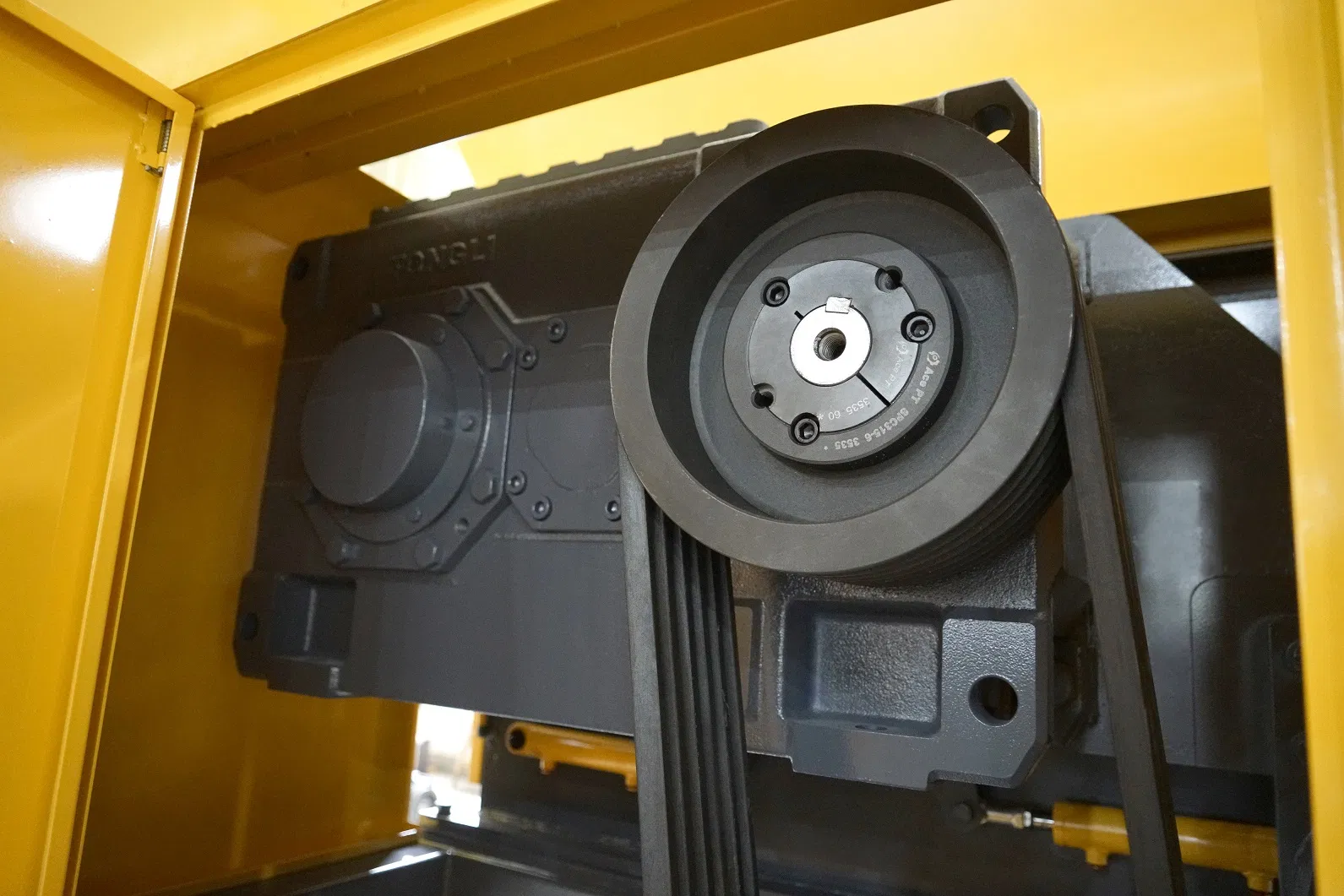 Máquina de Triturador Automático de Eixo Duplo Pequeno Multifuncional para Aço, Lixo, Borracha e Madeira