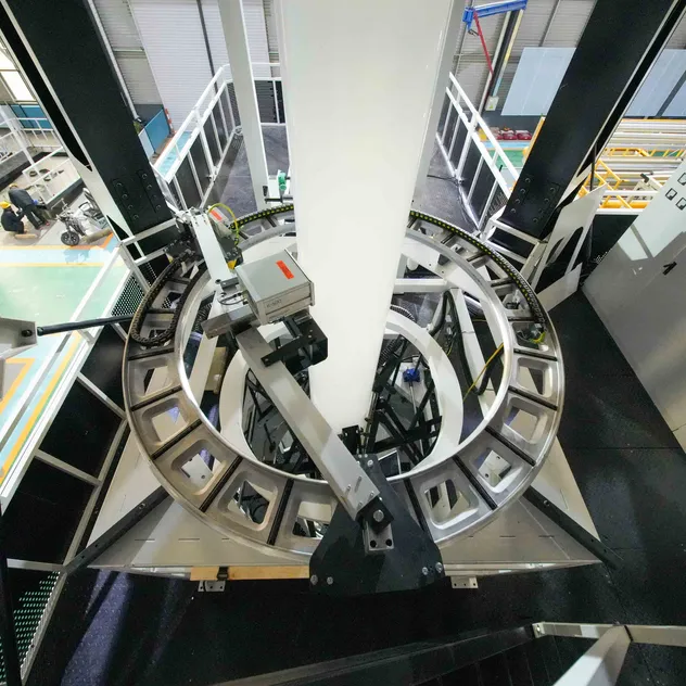Sistema de controlo automático da espessura