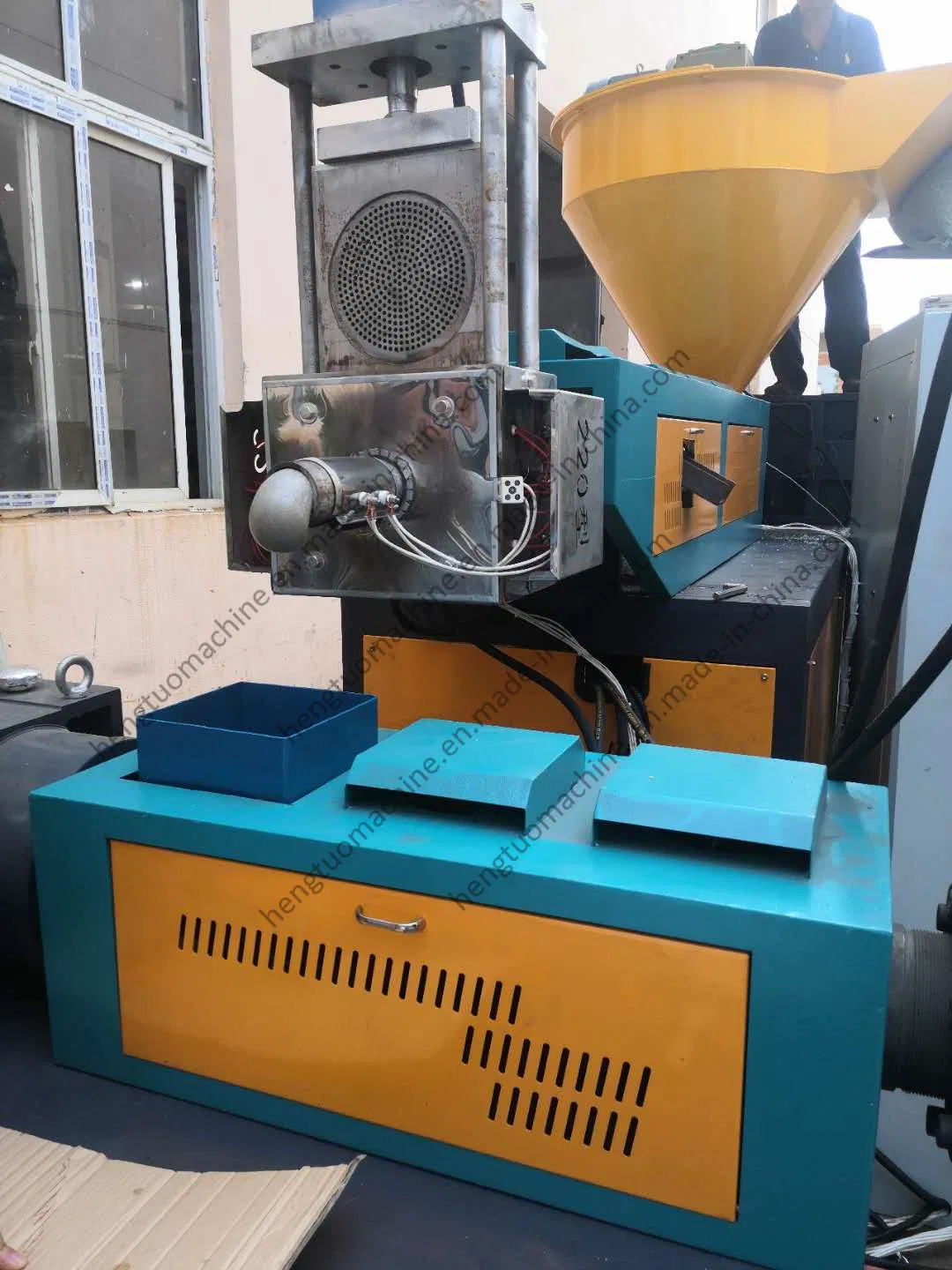 Máquina de Reciclagem e Granulação de Plástico em Duas Etapas
