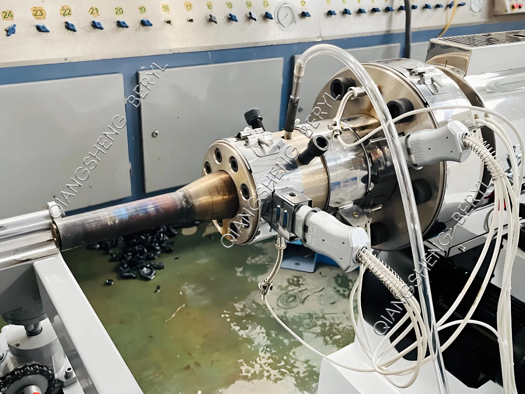 Linha de Produção de Tubos de Conduíte Elétrico de PVC PE Corrugado de Parede Simples da China Goodprice Máquina de Fabricação de Mangueiras Plásticas