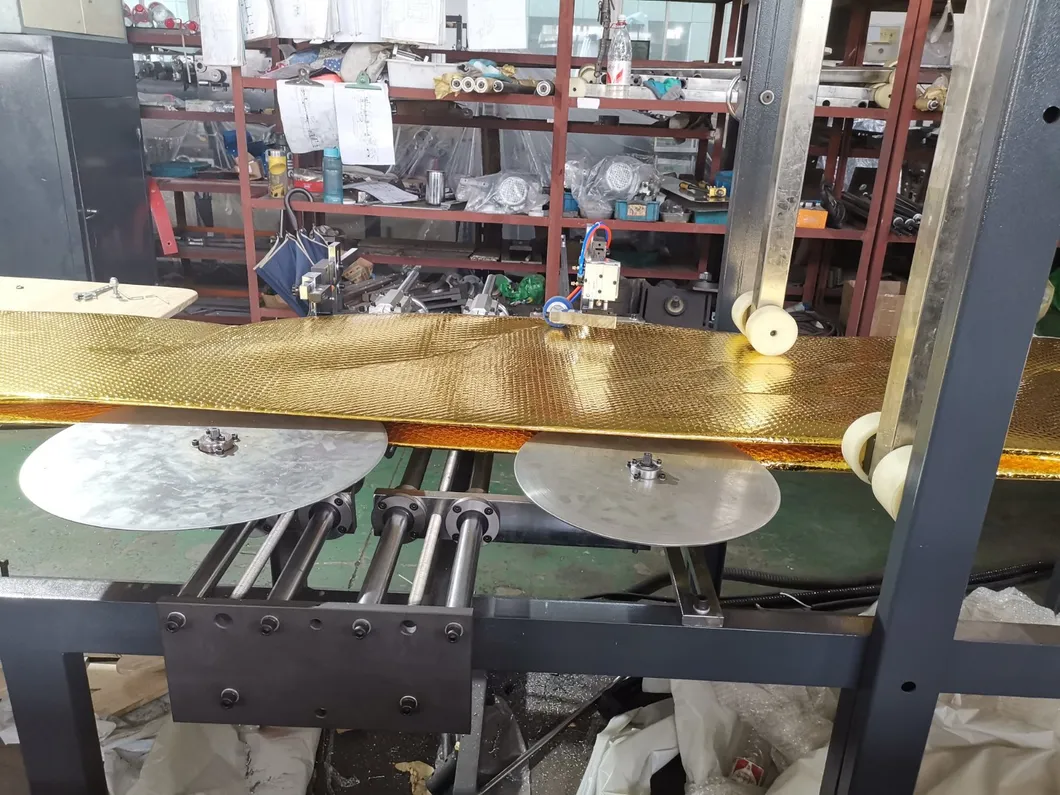 Máquina de Fazer Bolsa Térmica com Fundo Expansível e Fecho de Zíper