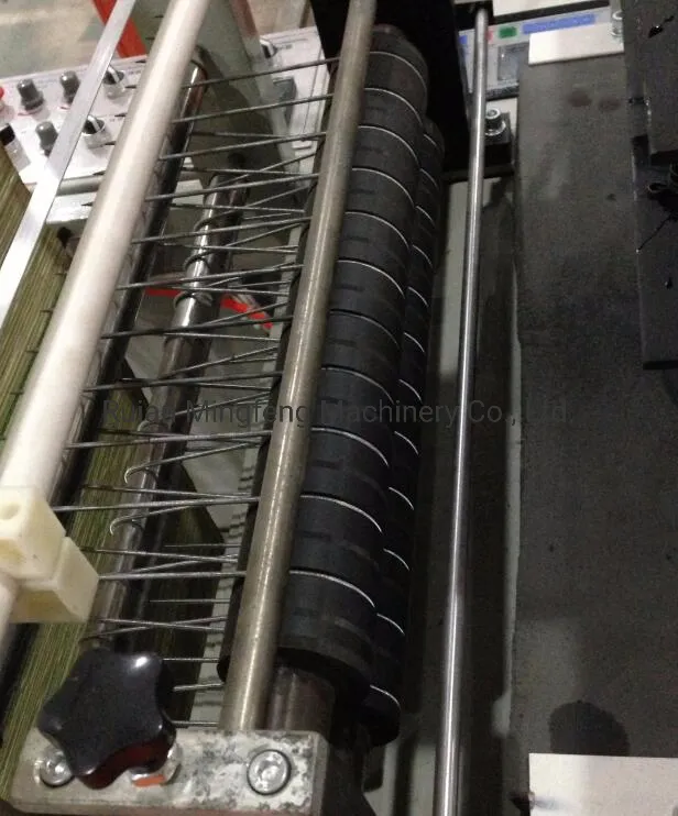 Máquina de Fazer Sacos de Lixo Plástico Descartáveis com Rodas