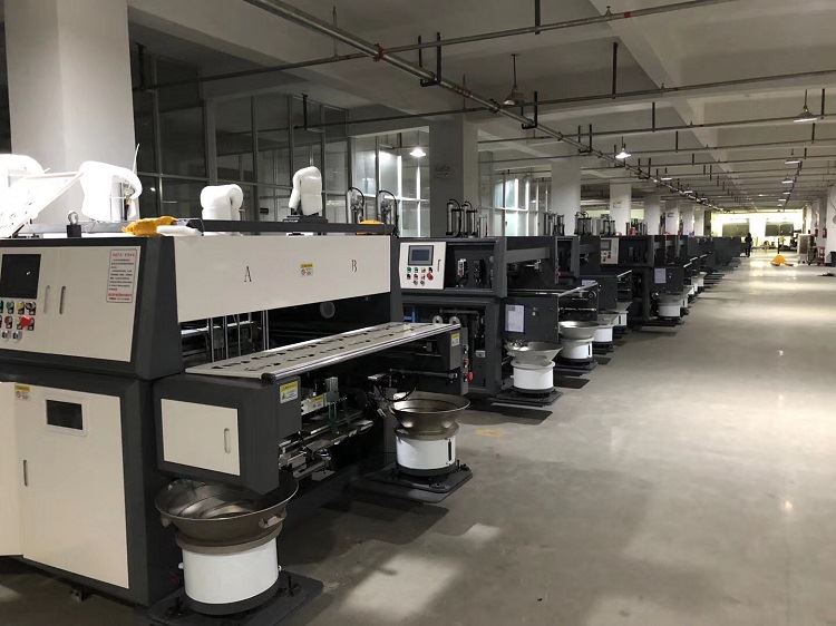 Máquina sopradora de filme plástico Vermont Machine - produção de filmes PE, PP e HDPE de alta qualidade