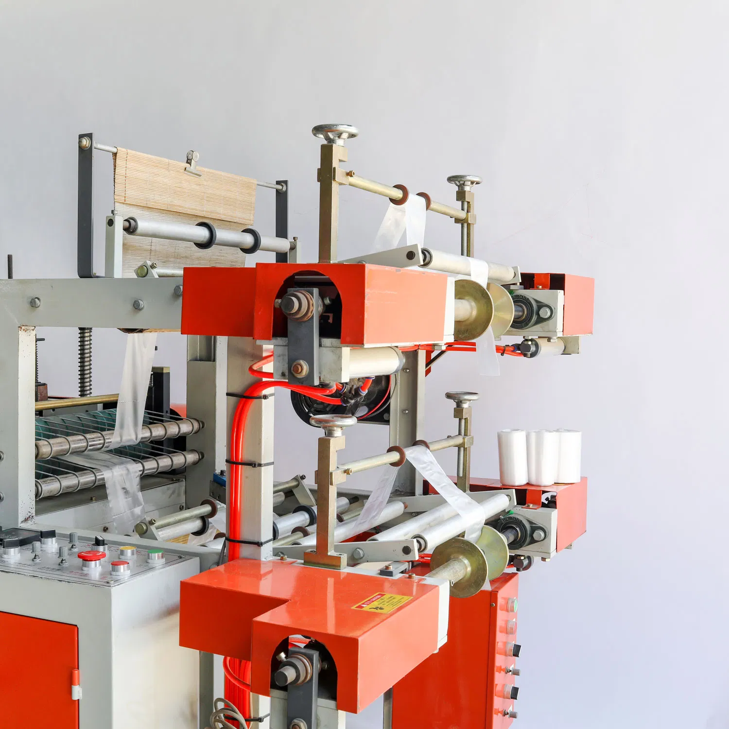 Máquina de Fazer Sacos Plásticos de Lixo, Selagem e Corte de Sacos Plásticos de Lixo