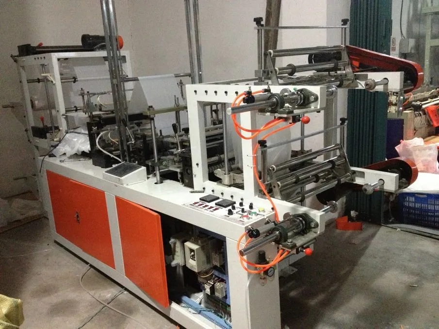 Máquina de Fazer Sacos de Lixo Plástico Automática Totalmente a Venda