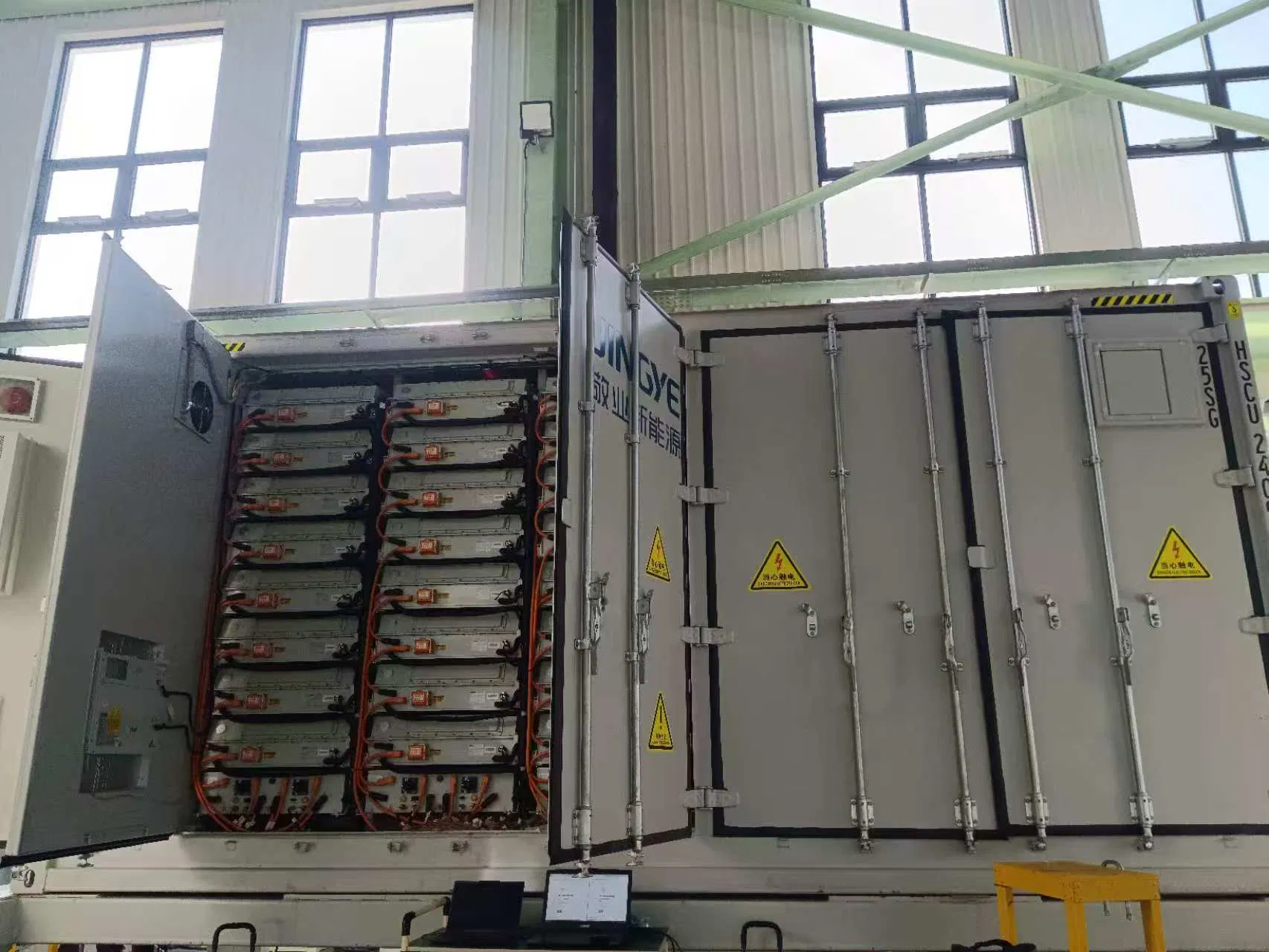 5.015mwh Efficient Liquid - Cooling Energy Storage Unit