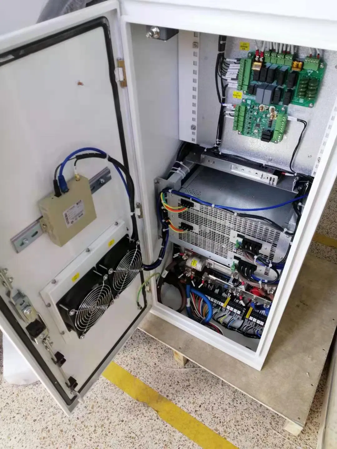 Emergency Power Supply Battery Solution 40kw DC Fast Charging Mobile Road Rescue EV Charger Charging Station with 7m Charging Cable