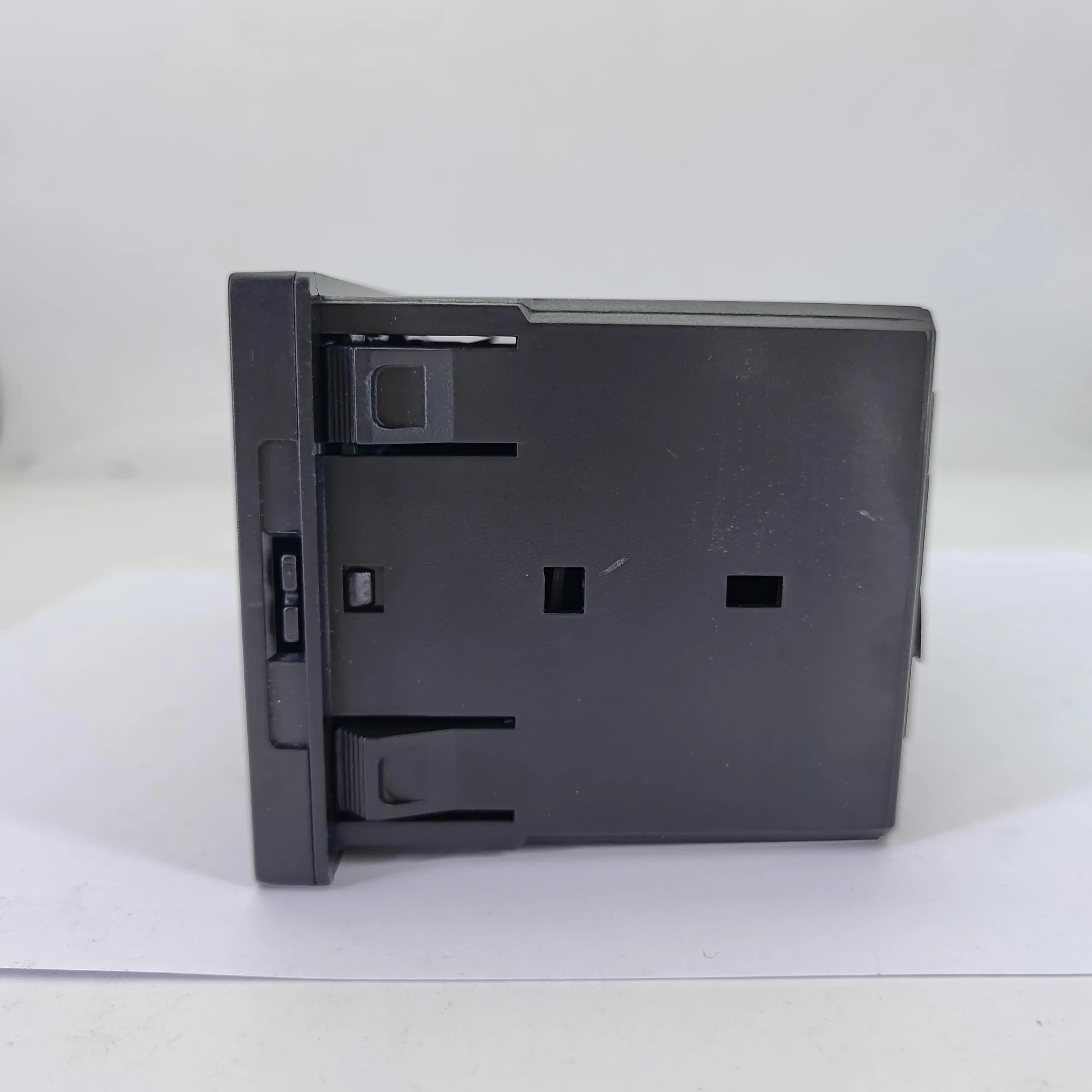 Advanced Smart Liquid Level and Temperature Management System