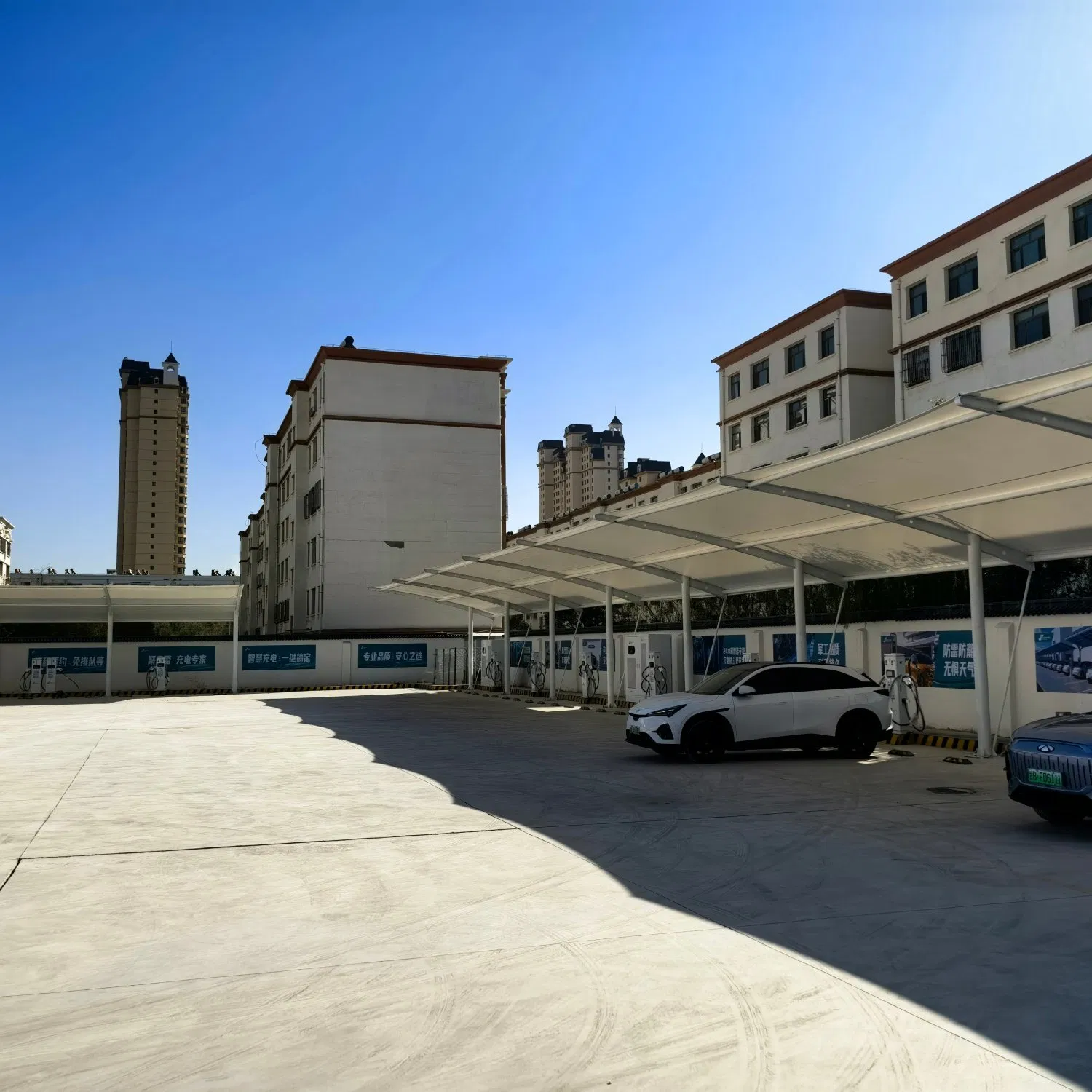 High Power Ultra Fast DC EV Charger for Commercial Fleet Charging Station