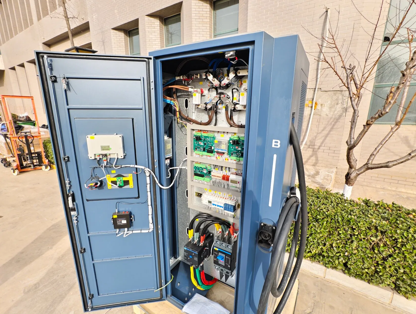 240kw Multi-Platform Compatible DC Charging Station Car Charger Electric Car Charger for State Grid and Third-Party Networks