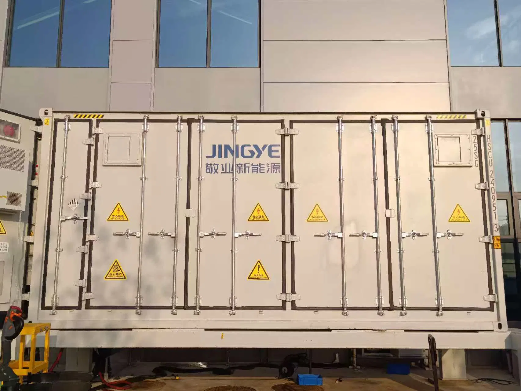 5.015mwh Efficient Liquid - Cooling Energy Storage Unit