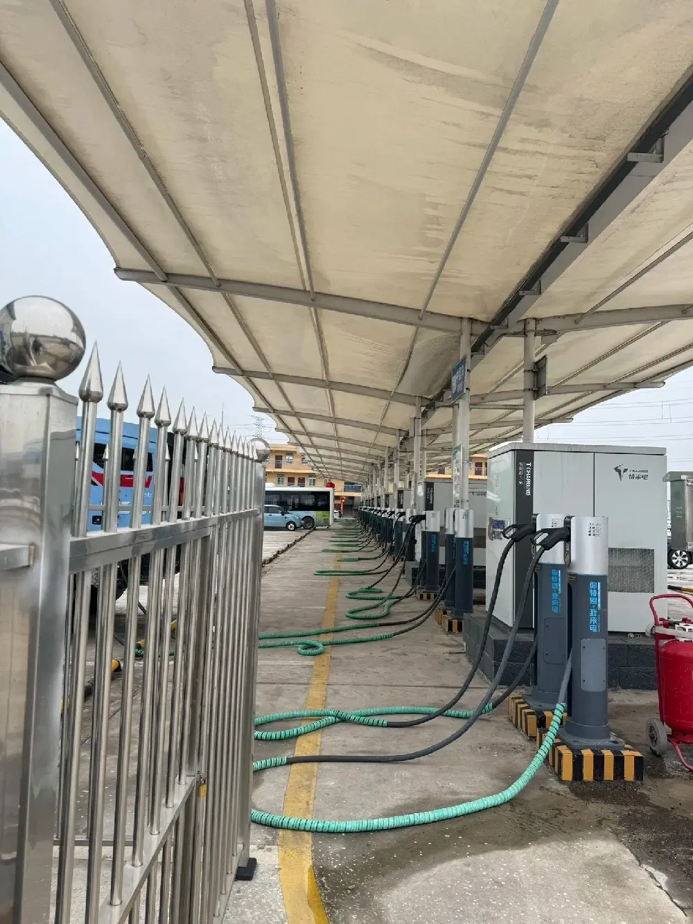 120kw Integrated Fast EV Charger with Efficient Charging Solutions