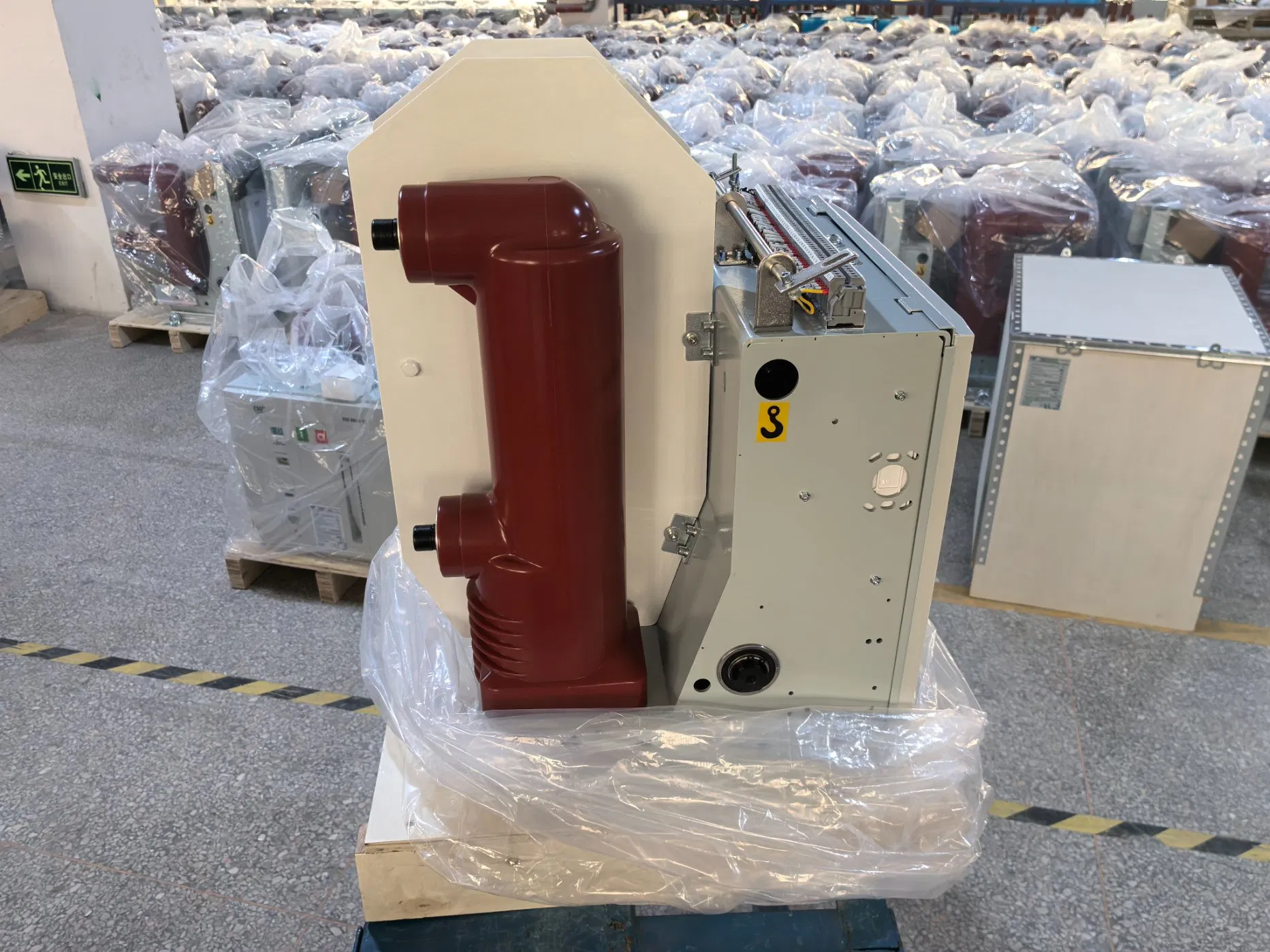 Indoor 12kv Vacuum Circuit Breaker with Long Life Magnetic Actuator