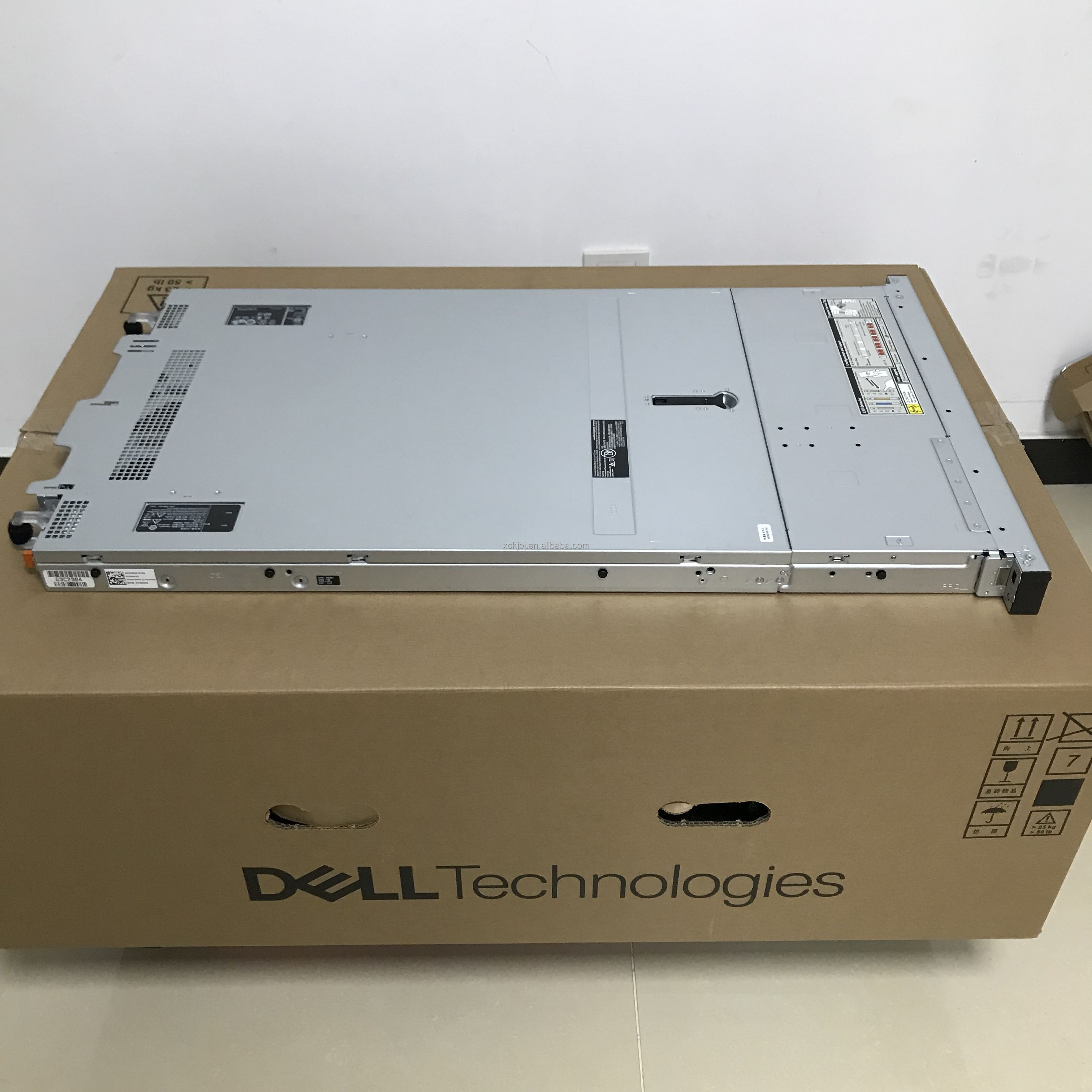 Wholesale Custom 2.5" 3.5" Dells 1U Rack Server Cheap EMC PowerEdge R660XS R660 D Ell 1U Rack Server 3 Year Warranty