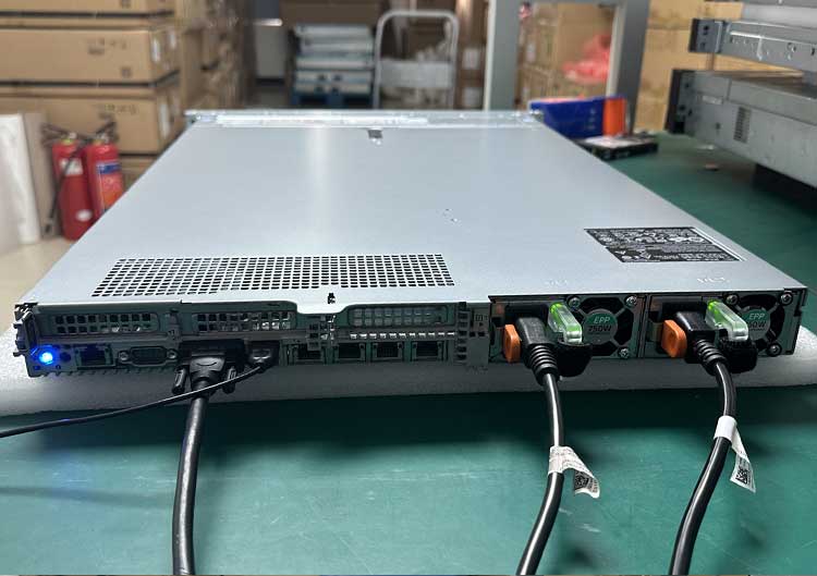 Best-Selling D Ell EMC PowerEdge R640 8*2.5 Inch Chassis 1U Rack Server with Intel Xeon Platinum CPU/128G RAM/750W Power