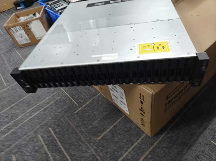 Factory Direct Price Sale Thinksystem De2000H DE4000H Dual Control 16GB 32GB Large Capacity Rack Storage Server in Stock