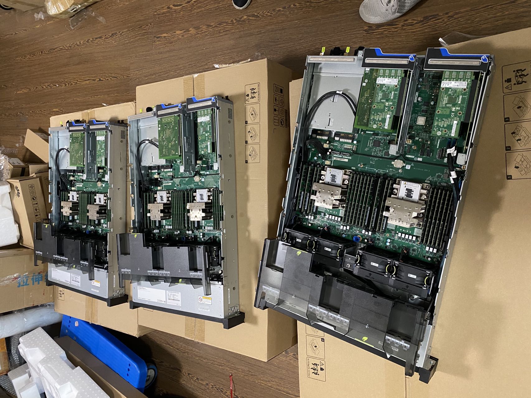 Dells PowerEdge R250 R260 1U Rack Mount Server with Intel Xeon E-2400 Series up to 8 Cores Newly-Designed One Server Informatiqu