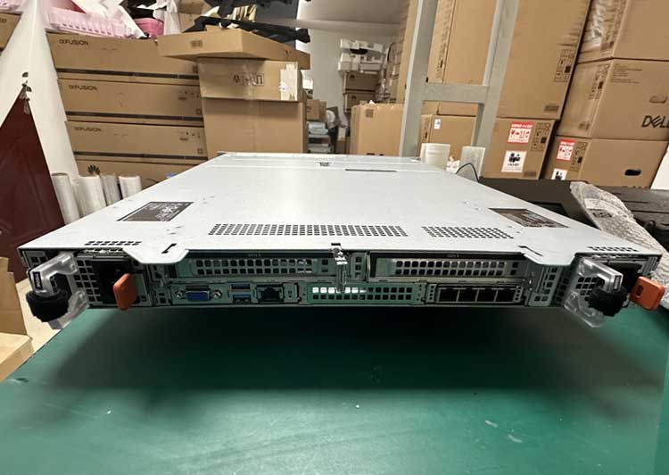 Brand New D Ell EMC PowerEdge R470 1U 1-Socket 10*2.5 Inch CPU Network Cloud Rack Server With 16*DDR5 RAM Slot