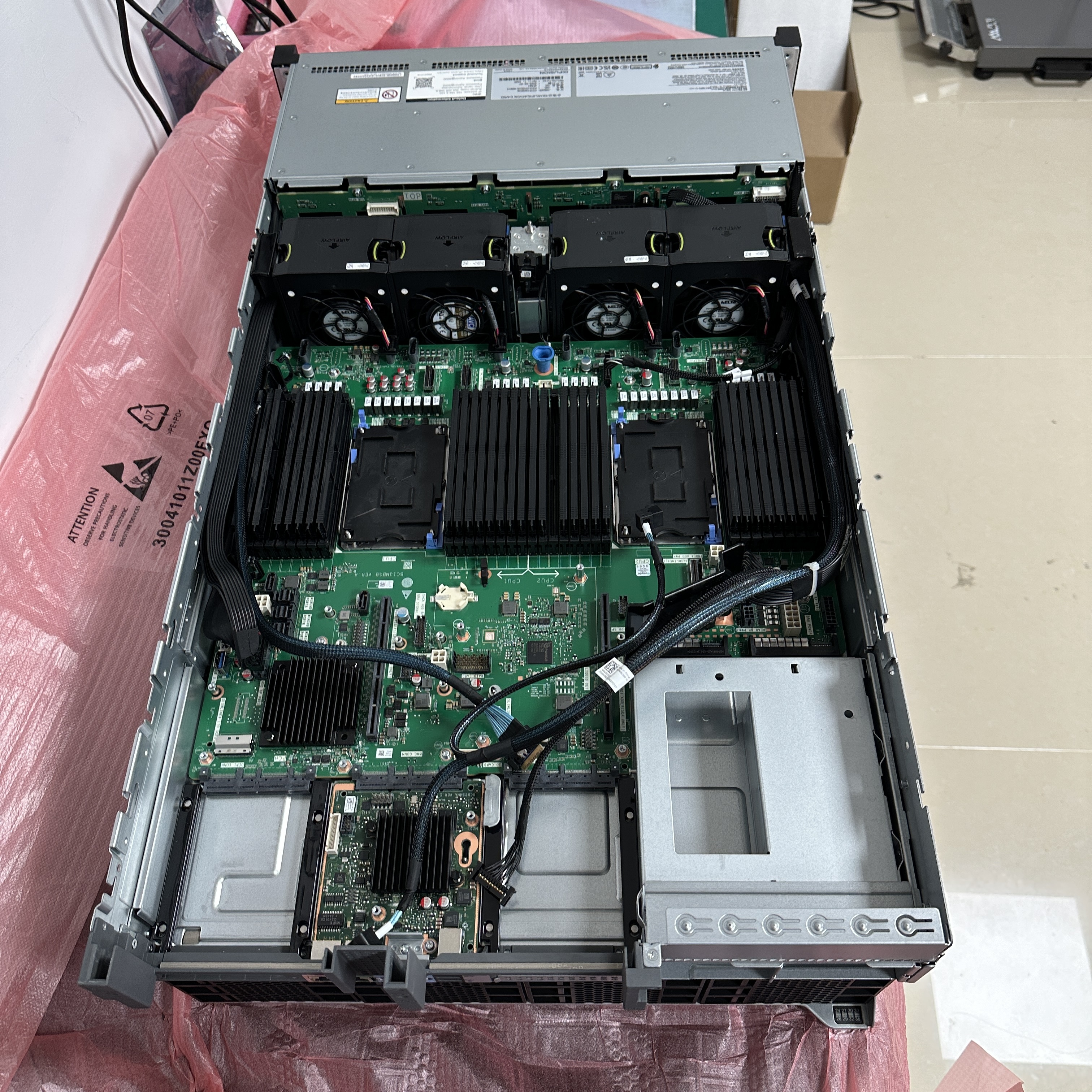 Cheap Huaweis 5288 V5 V6 V7 4U Rack Server Intel Xeon Processor Xfusion Video Storage FusionServer 5288 V5 V6 V7 Rack Server