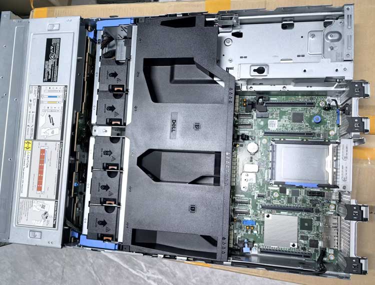 Wholesale Dells EMC D Ell PowerEdge R760xs Intel Xeon Server 2U 2.5"/3.5"Size Chassis Rack Server for Storage