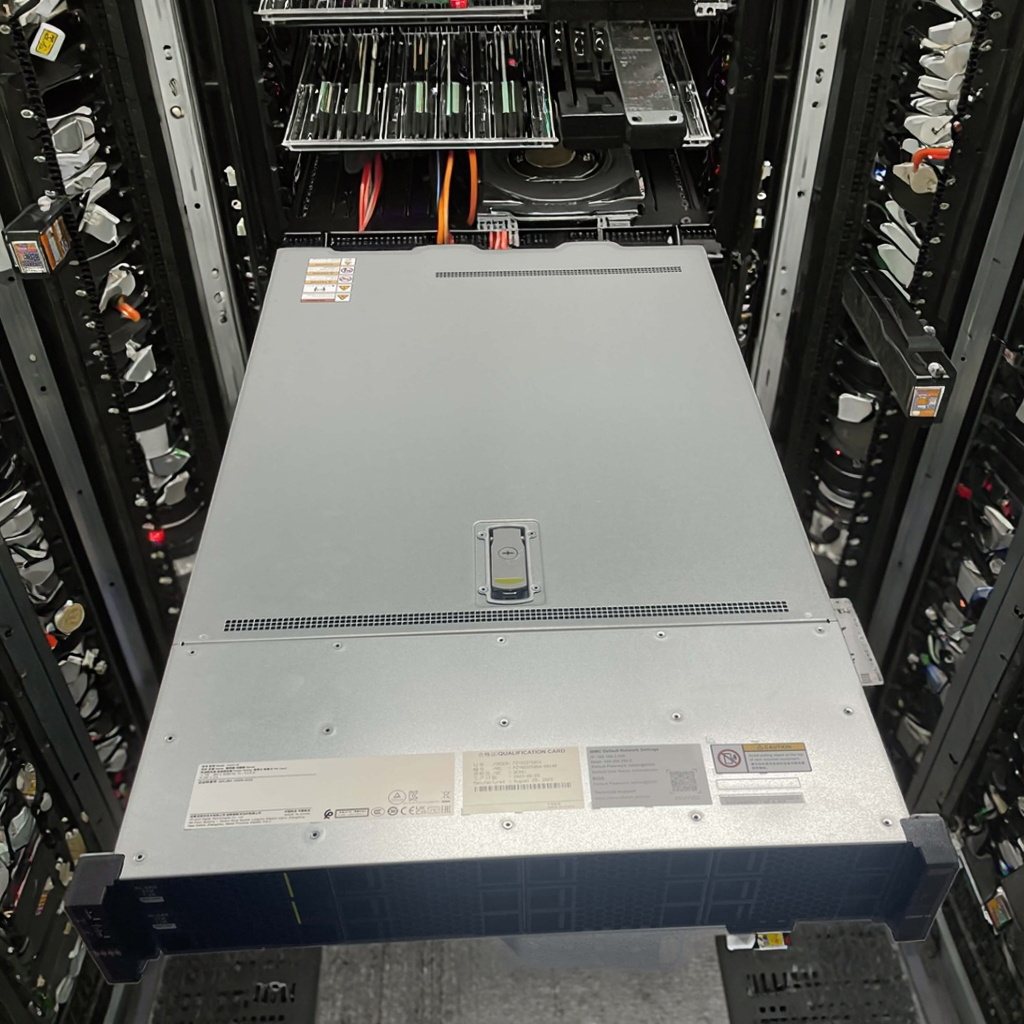 High Performance Huaweis 2288h V5 2u Rack Server Internet Deepseek Server With Good Price
