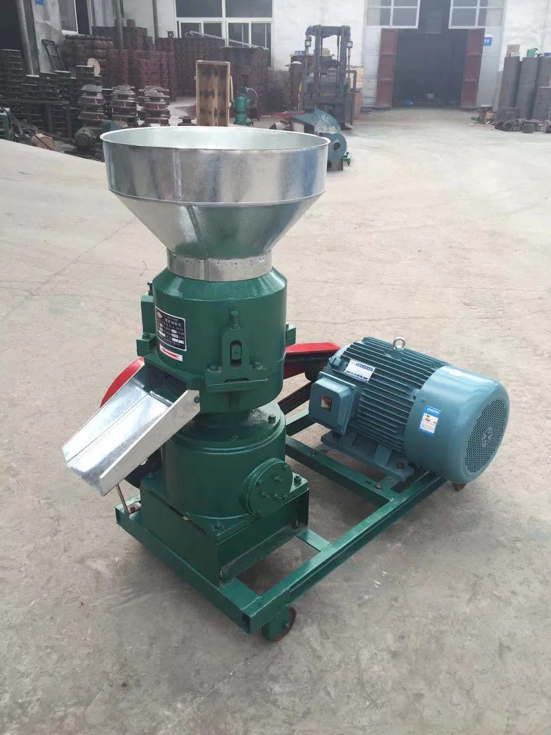 Granule Mill Feed Machine Animal Pelletizing Feed Processing Machinery