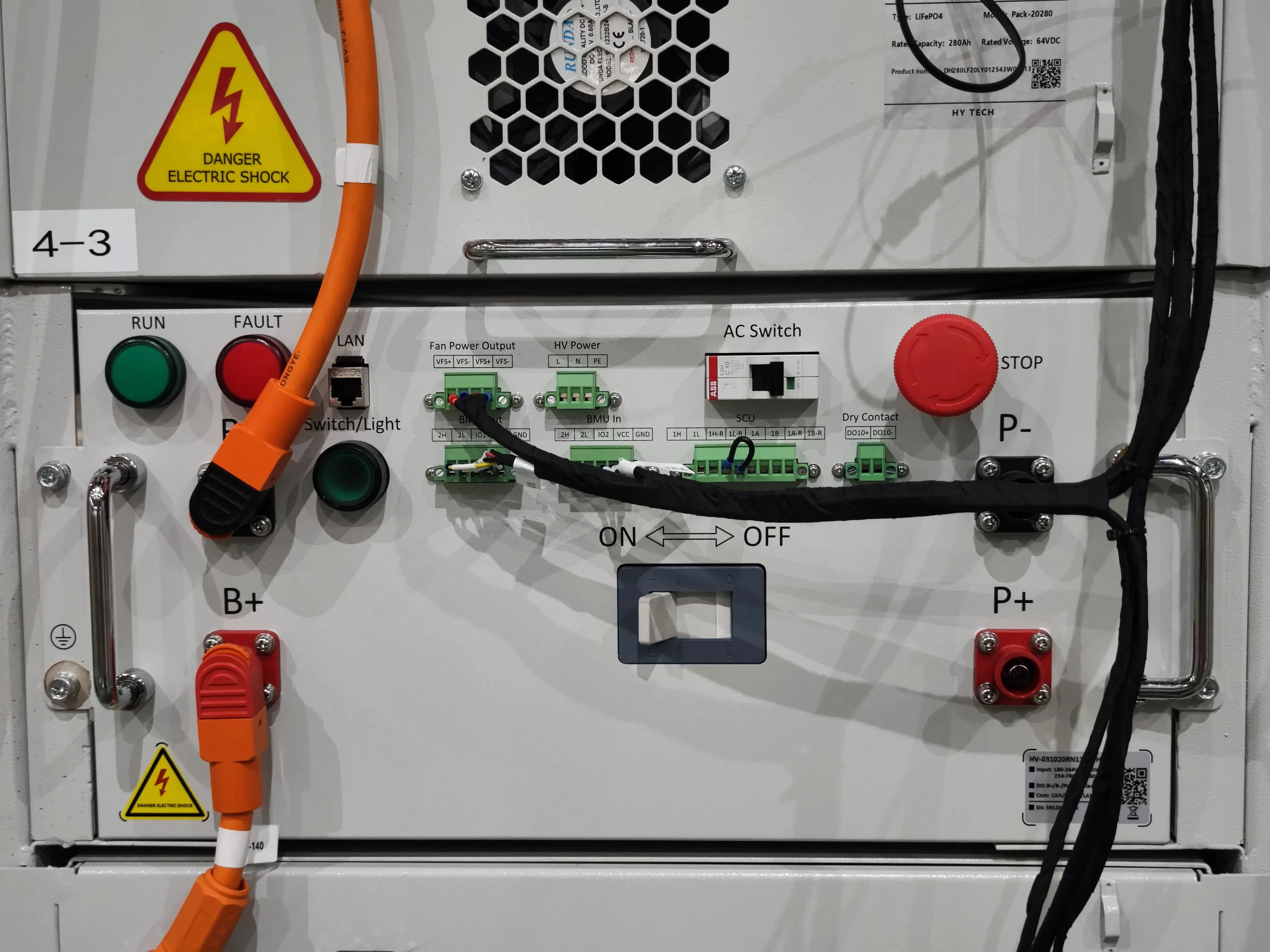 50kw 144kwh LiFePO4 Armazenamento de Rack de Pacote de Baterias para Uso Industrial e Comercial