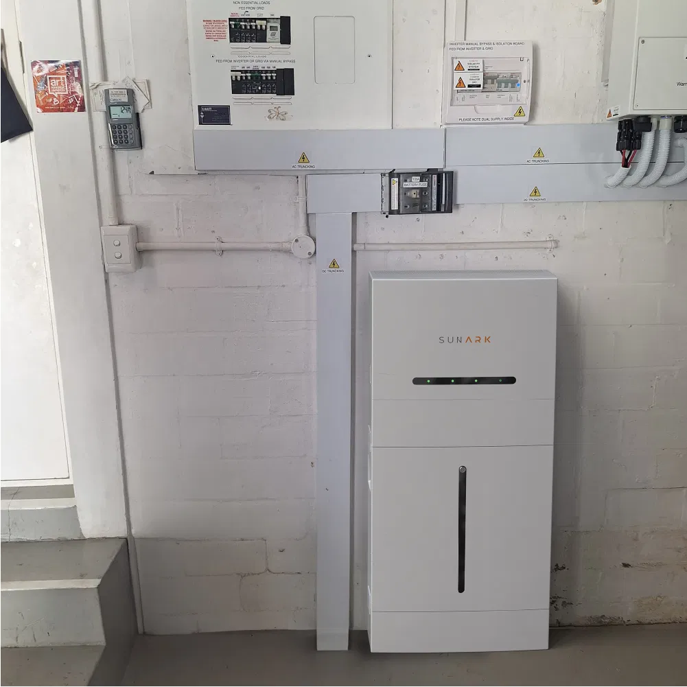 Bateria Solar All in One Sunark 10kwh 15kwh 20kwh Baterias de Íon de Lítio Solar Inversor Solar Híbrido 10kw