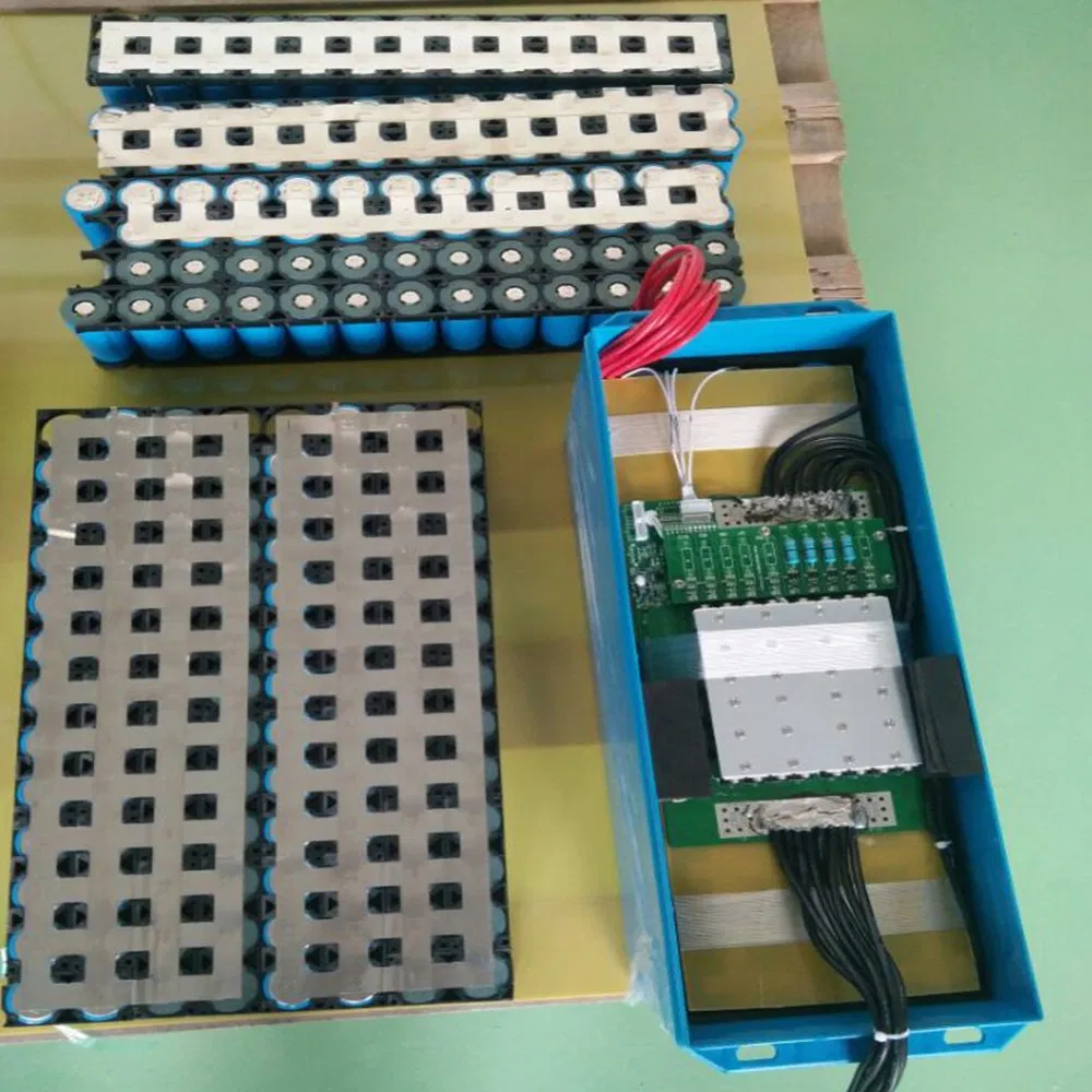 12V 150ah Bateria Recarregável LiFePO4 Bateria de Lítio para Marinha/RV/Barco Iate