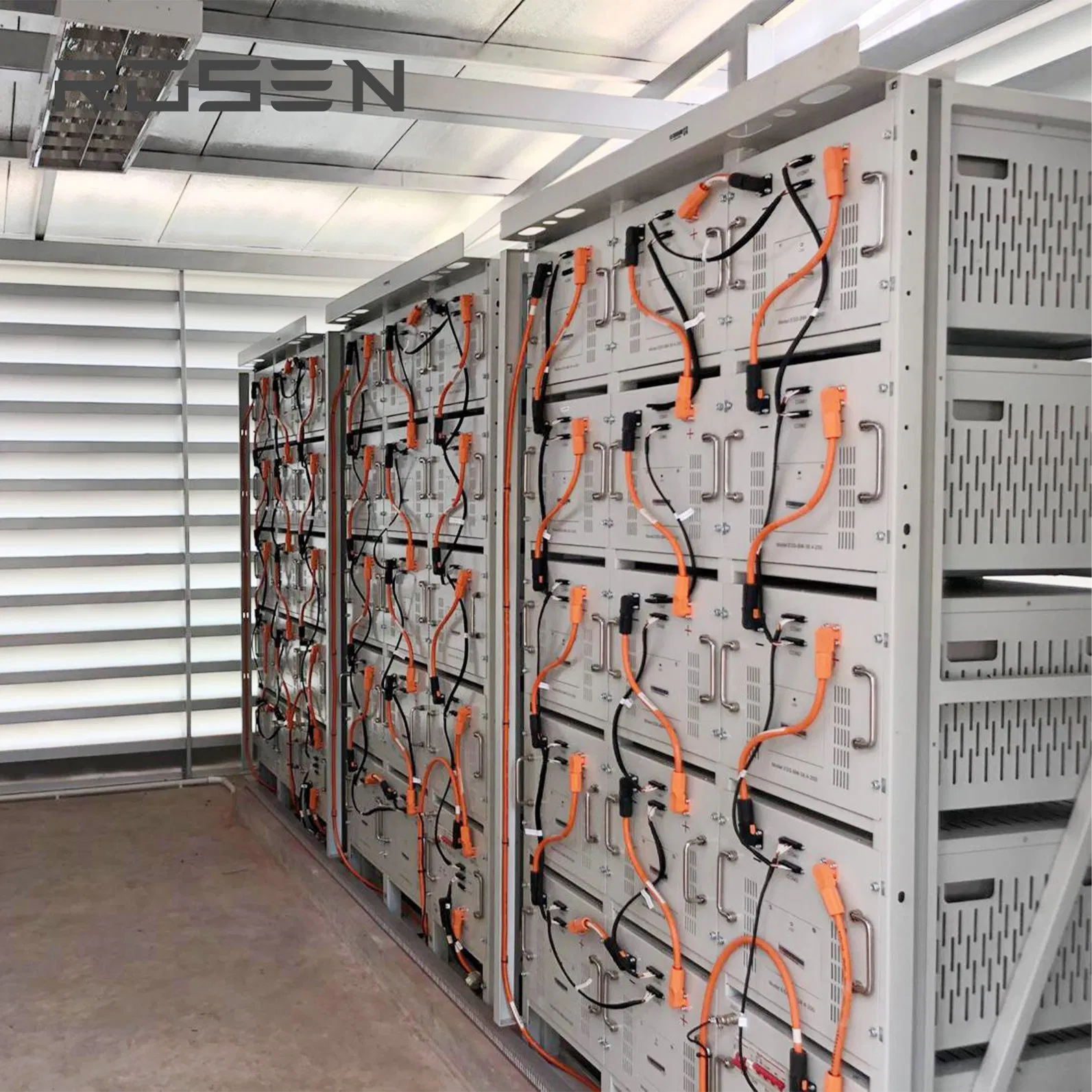 Sistema de Inversor de Energia Solar Off Grid 500kw 600kw 700kw 800kwh Banco de Armazenamento de Baterias Solares