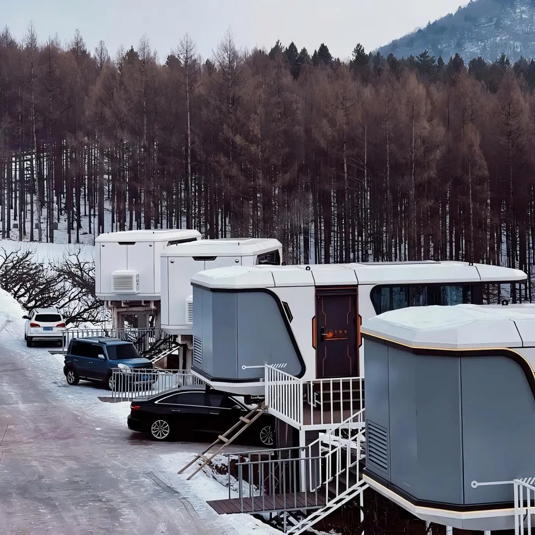 Popular Ready to Move in Anti-Corrosion Mobile 20FT 40FT Prefab Portable Office Pods Movable Apple Capsule Houses Outdoor Container Homes