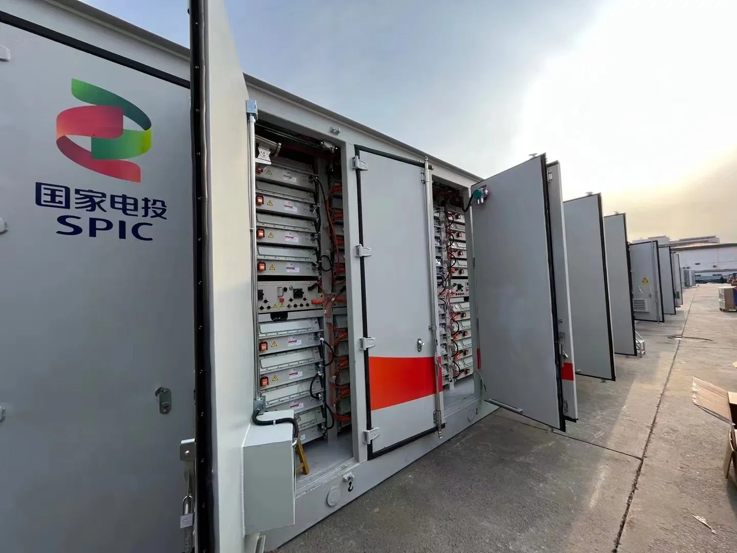 1 Mwhbess Melhor off Grid Alta Tensão Lítio LiFePO4 Baterias Solução de Armazenamento de Energia Industrial Comercial