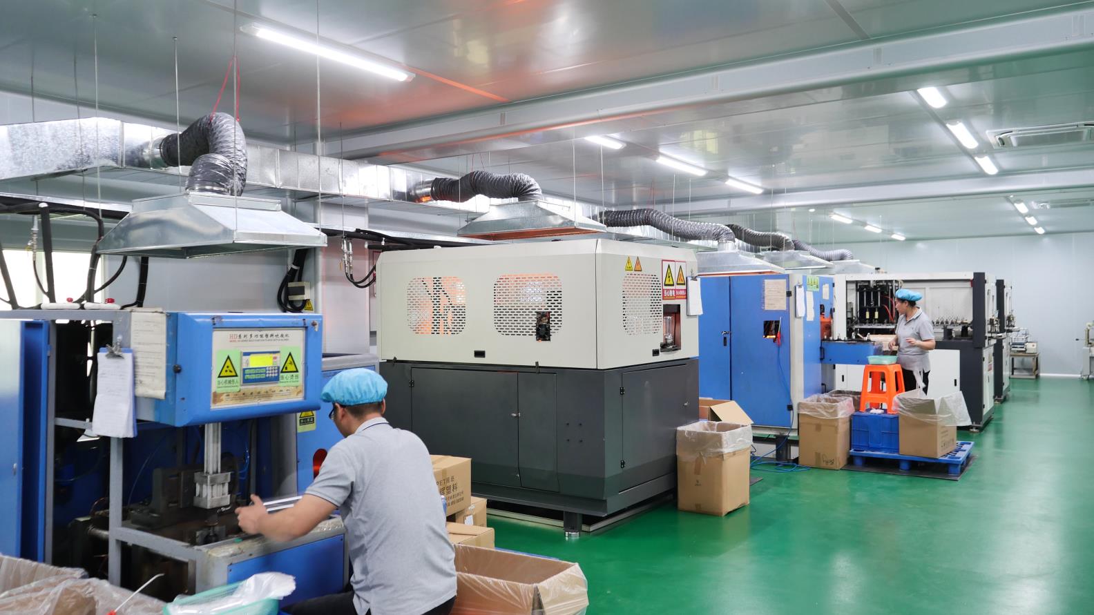 Detergent Bottles - Industrial Plastic Packaging for Household Cleaning Products