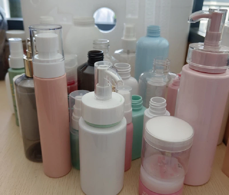 Taizhou Vikas Plastic Factory Overview - OEM Plastic Packaging Manufacturer Zhejiang China