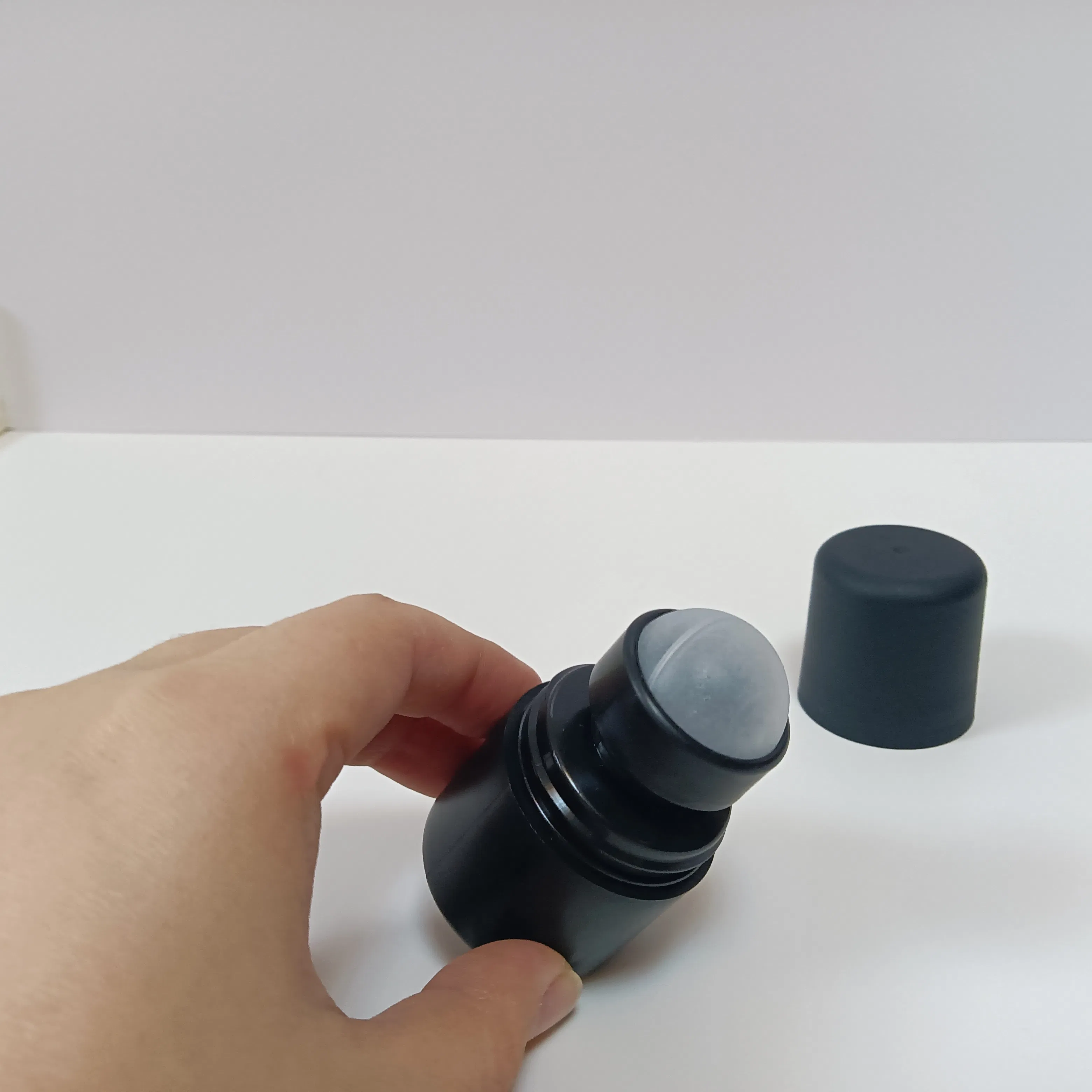 Leak-Proof Lock Cosmetic Roll on Bottle - 30ml Makeup Container