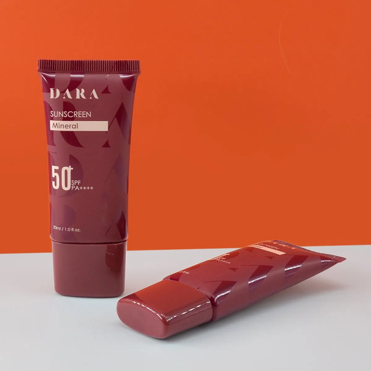 Laminated Plastic Cosmetic Packaging Oval 100ml Bb Sunscreen Cream Tube Super Nozzle Face Cleansing Flat Squeeze Tube