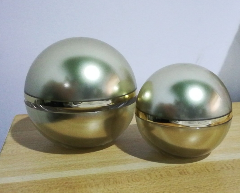 High-End Luxury Double Wall Round Ball Shape Gold Acrylic Container Cosmetic Jar