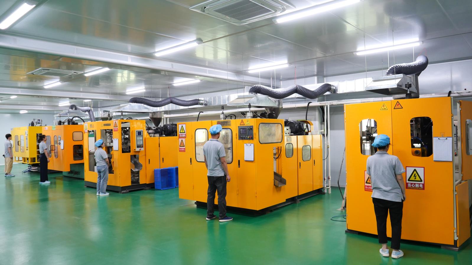 Blow Molding Process for Plastic Bottles at Vikas Plastic Taizhou