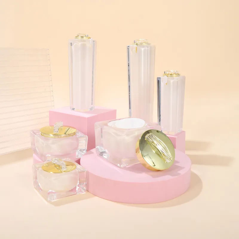 Refillable Skincare Jar 1