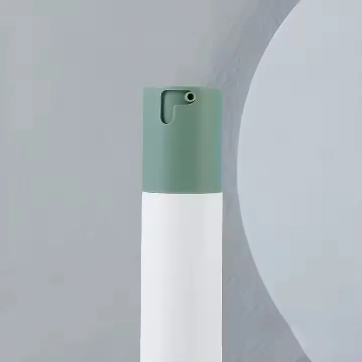 Airless Pump Bottle Detail 1