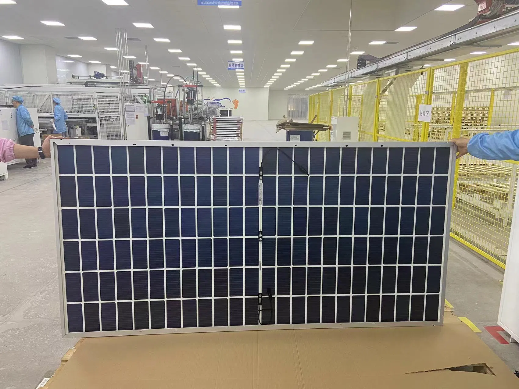 Módulo Fotovoltaico de Vidrio Bifacial de Alta Eficiencia Topcon 575W