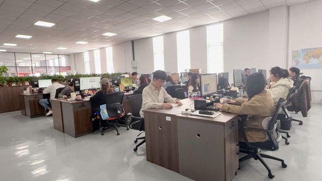 Paneles solares bifaciales VILNA Solar solución energía limpia