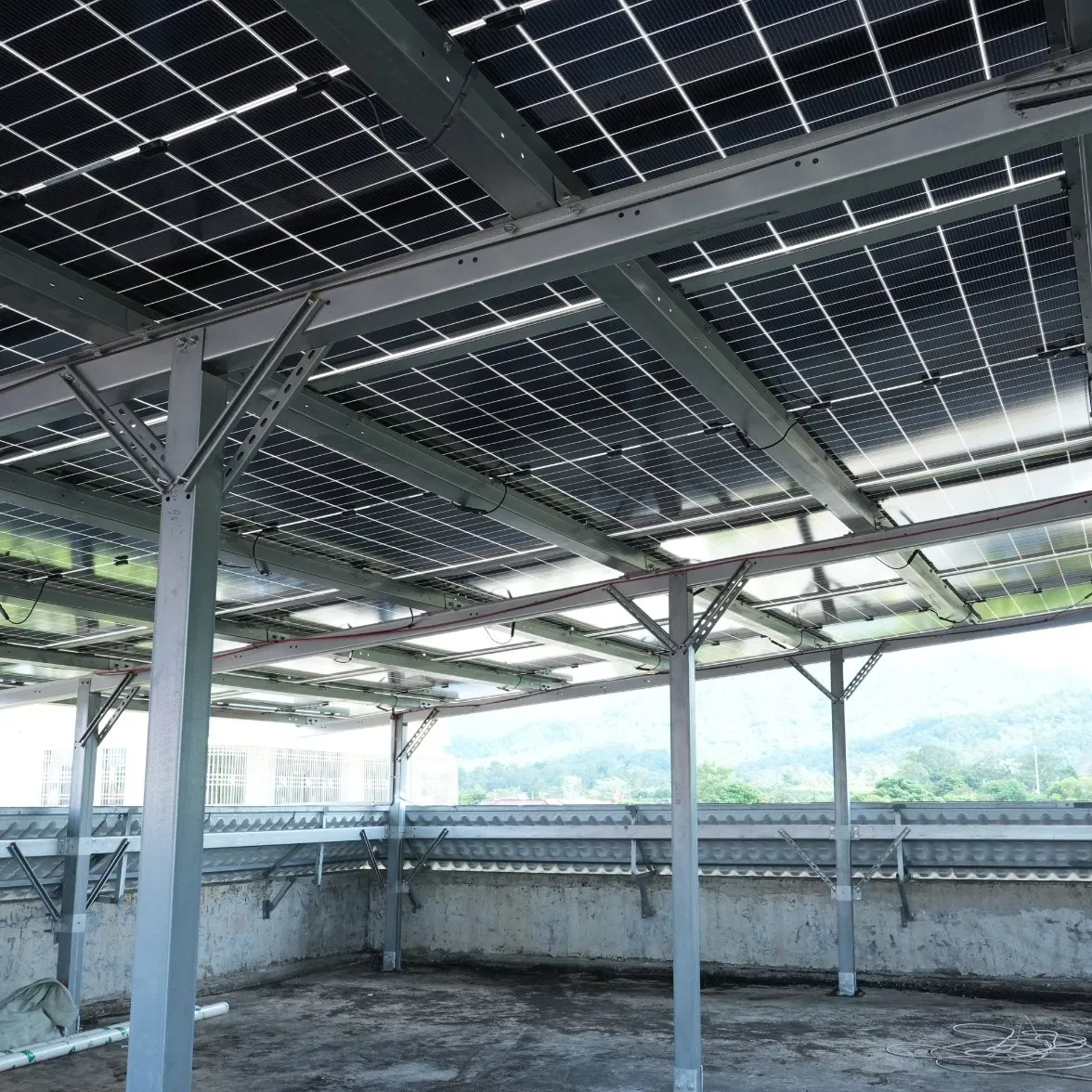 Sistema de Montaje Fotovoltaico Integrado en Edificios Estructura Solar Prefabricada con Riel