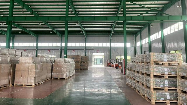 Módulos solares monocristalinos VILNA Solar lista de producción