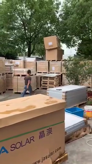 Ja Módulo PV de Célula Solar Bifacial de Alta Potencia 545W 550W Mono 550W para Sistema de Almacenamiento de Energía Solar