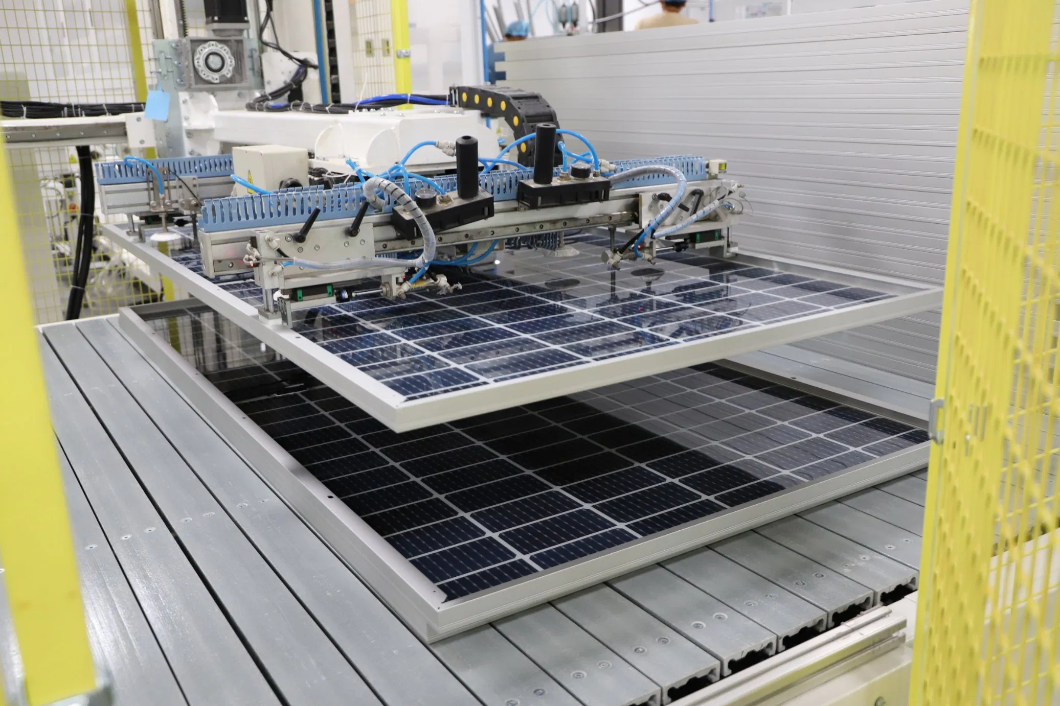 Módulo Fotovoltaico de Vidrio Bifacial de Alta Eficiencia Topcon 575W