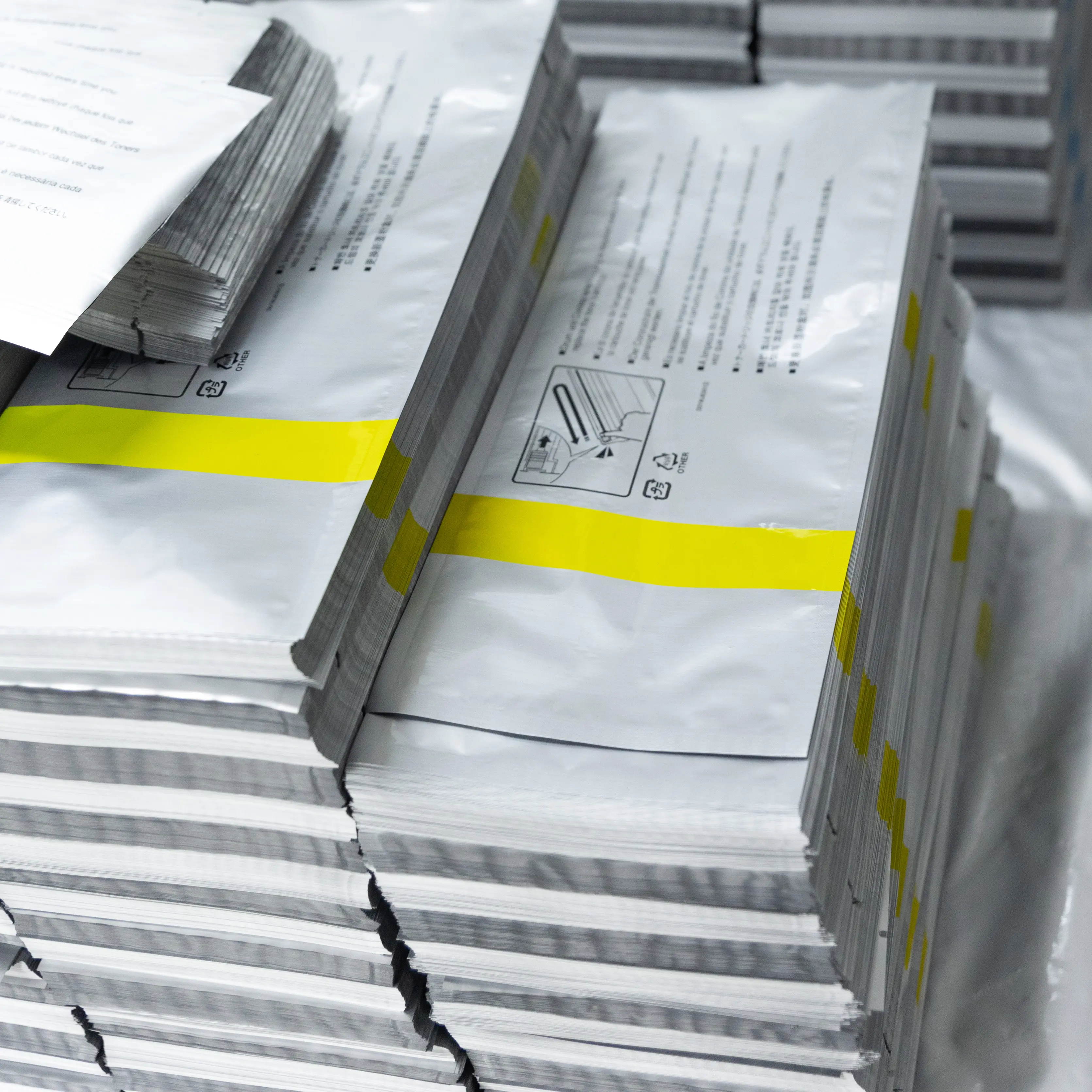 Wholesale Three Side Seal Aluminum Foil Bags for Toner Cartridges/ OPC Drum Manufacture Manufacturer, Factories