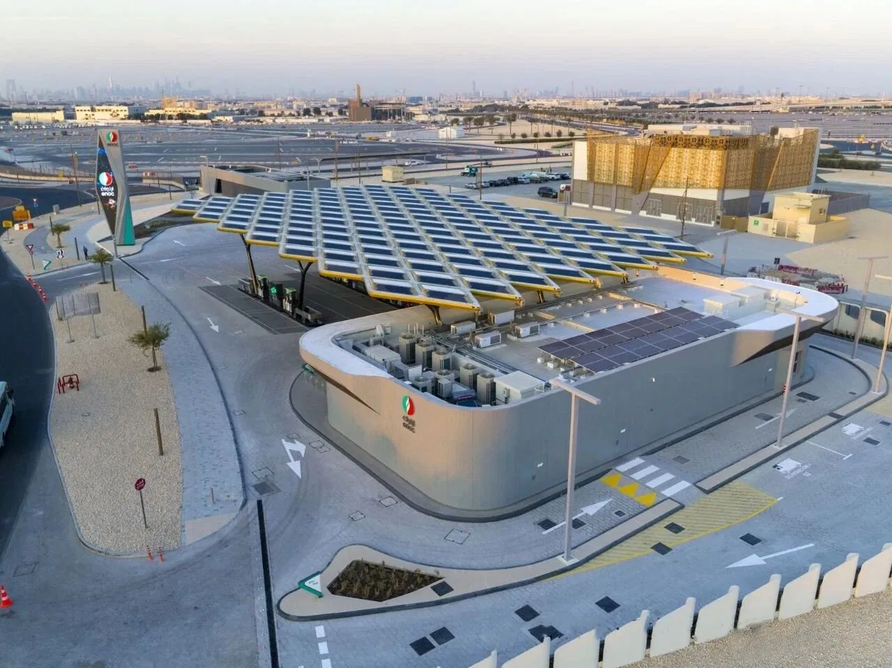 Solar Storage EV Charging Station Integrated PV Ess DC Fast Charging Solution
