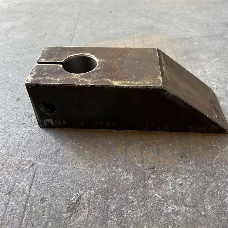 Custom Frame Support Bracket 117-5372 for Carrier Roller Compatible for CAT336 E330 Manufacturer, Products