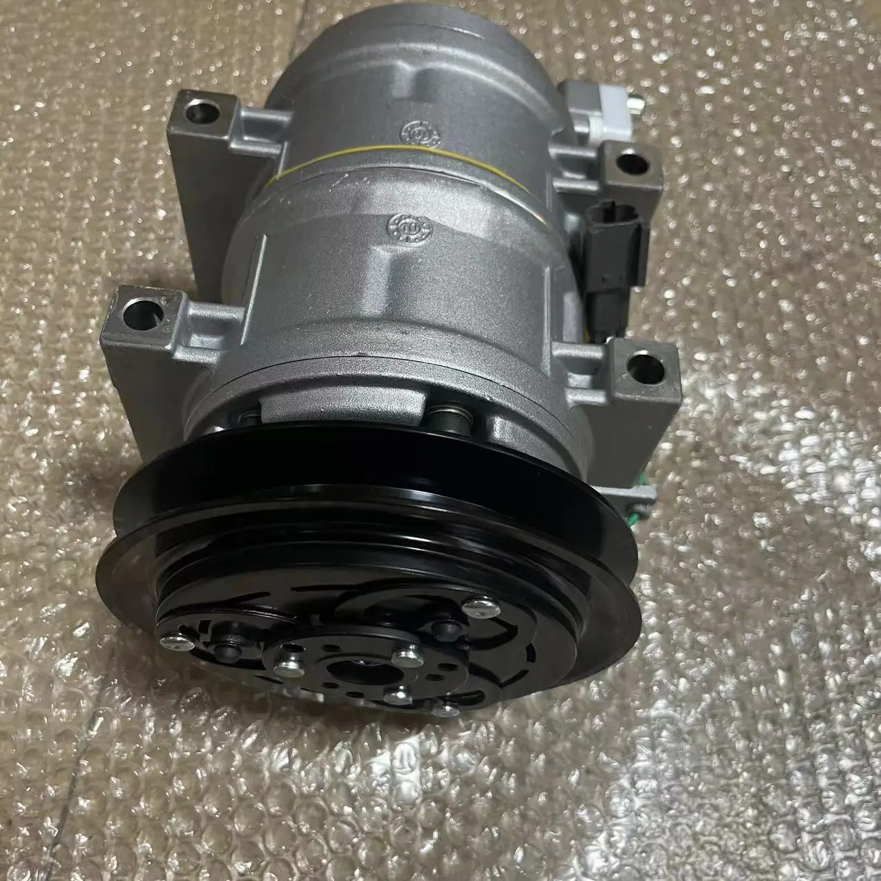 Custom High Quatity Hitachi AC Compressor 4713660 For EW150 Companies, Product